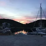 Nenich Aves * Žman