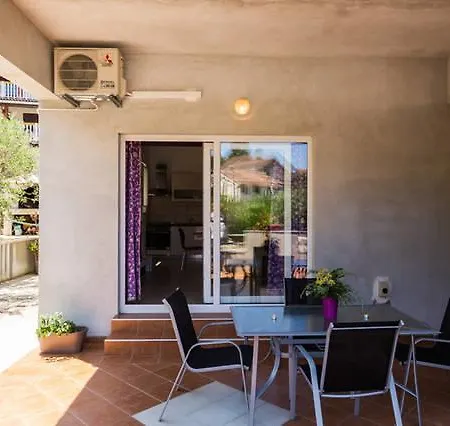 Apartamento Nenich Aves Žman