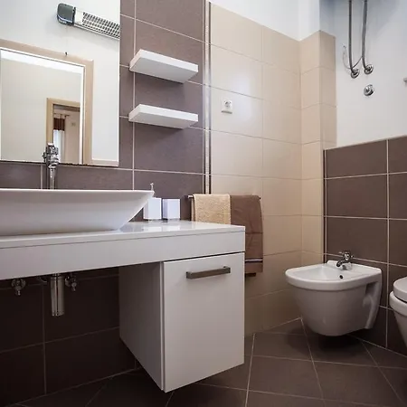 Апартаменты Nenich Aves Zman