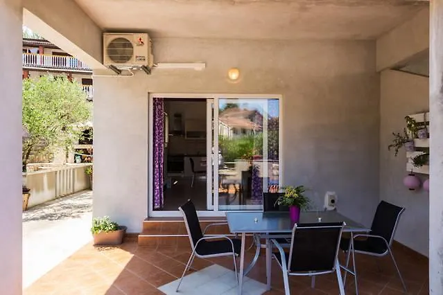 Apartament Nenich Aves Žman